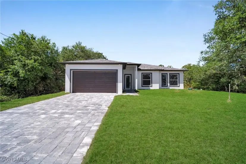 Picture of 406 Columbus Blvd S, Lehigh Acres FL 33974