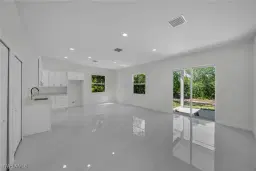 Picture of 406 Columbus Blvd S, Lehigh Acres, FL 33974
