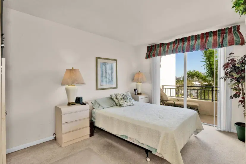 Picture of 2880 NE 14Th Street Cswy 505, Pompano Beach FL 33062