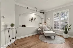 Picture of 1015 Tivoli Ln, Naples, FL 34104