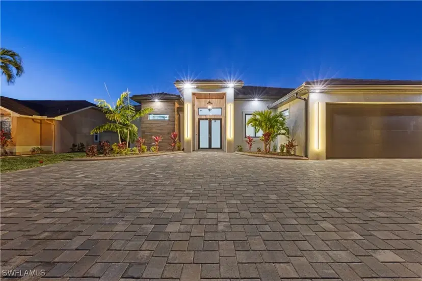 Picture of 1215 NE 3Rd Ter, Cape Coral FL 33909
