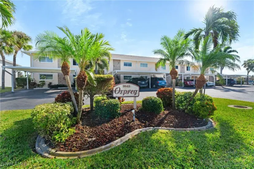 Picture of 3943 SE 11Th Pl 105, Cape Coral FL 33904