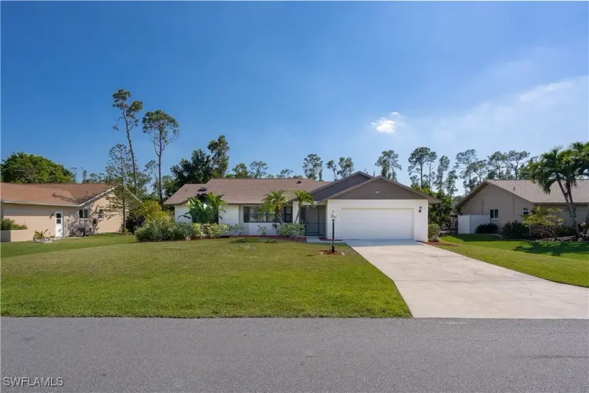 Picture of 7180 Twin Eagle Ln, Fort Myers FL 33912