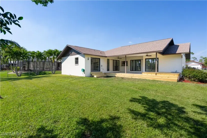 Picture of 7180 Twin Eagle Ln, Fort Myers FL 33912