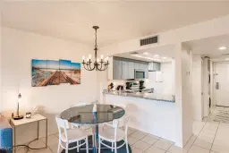 Picture of 600 Neapolitan Way 352, Naples, FL 34103