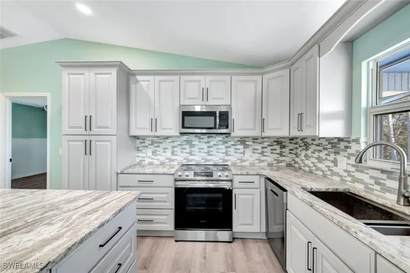 Picture of 6401 Mannheim Rd, Bokeelia FL 33922