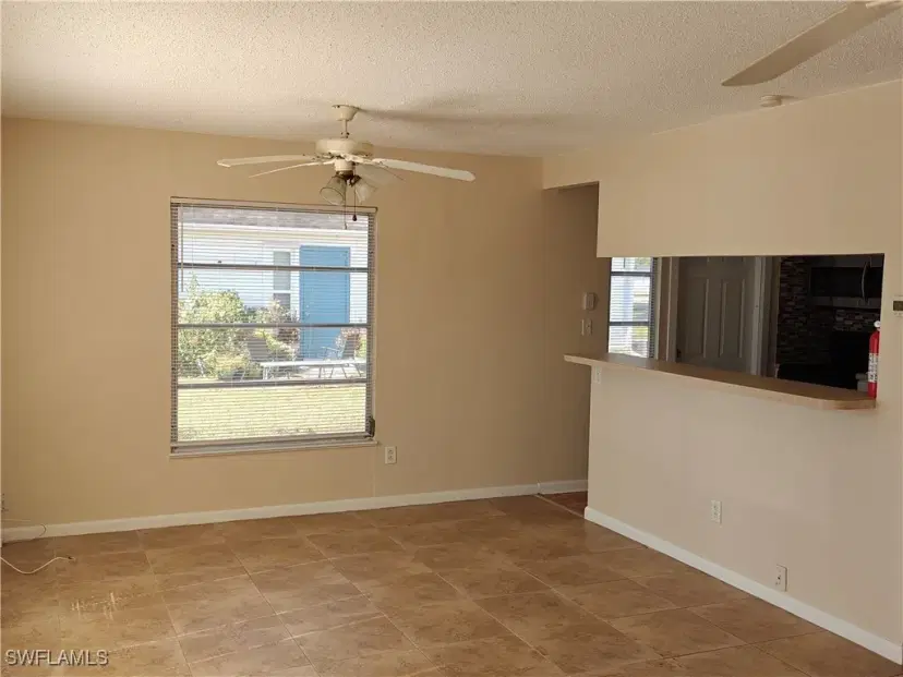 Picture of 44 Hamlin Ct, Lehigh Acres FL 33936