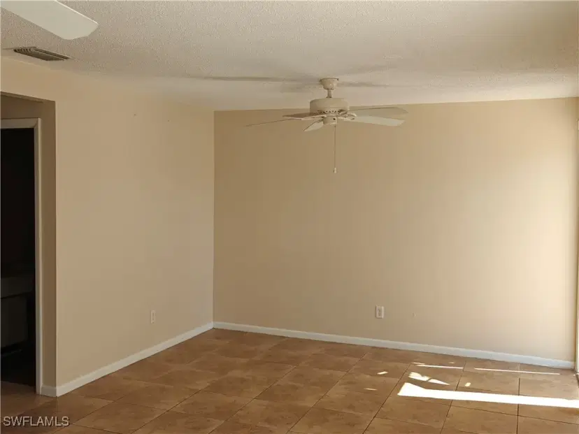 Picture of 44 Hamlin Ct, Lehigh Acres FL 33936