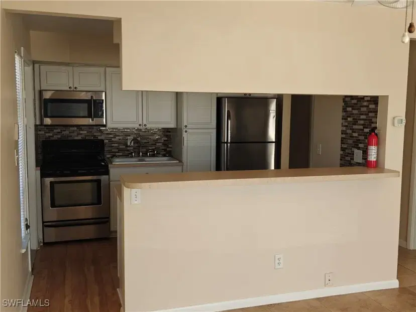Picture of 44 Hamlin Ct, Lehigh Acres FL 33936