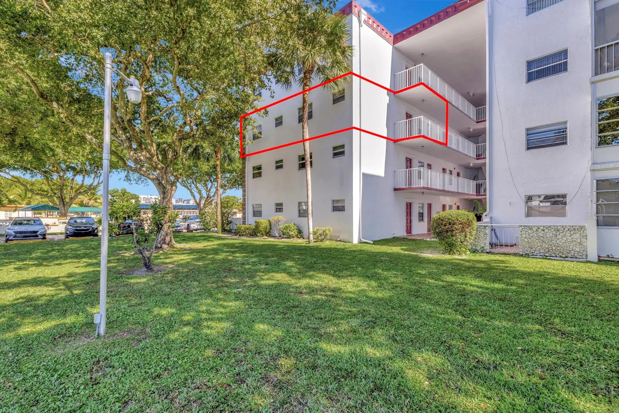 Picture of 4270 NW 40Th St 302, Lauderdale Lakes, FL 33319