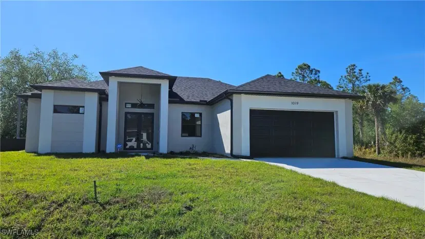 Picture of 1019 Calvin Ave, Lehigh Acres FL 33972