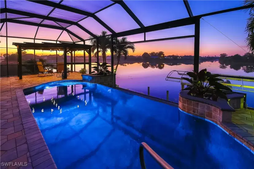 Picture of 914 Diplomat Pkwy W, Cape Coral FL 33993