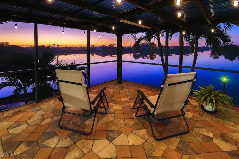 Picture of 914 Diplomat Pkwy W, Cape Coral FL 33993