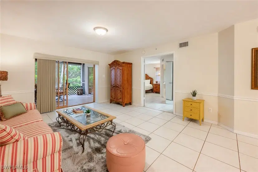 Picture of 28730 Diamond Dr 105, Bonita Springs FL 34134