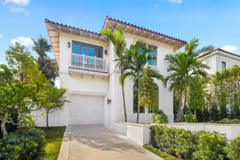 Picture of 422 Australian Avenue, Palm Beach FL 33480