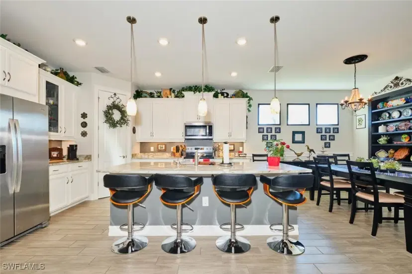 Picture of 15320 Torino Ln, Fort Myers FL 33908
