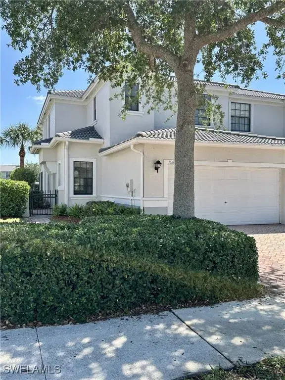 Picture of 15668 Summit Place Cir 384, Naples FL 34119