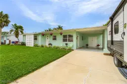 Picture of 831 Lake Mcgregor Dr, Fort Myers, FL 33919