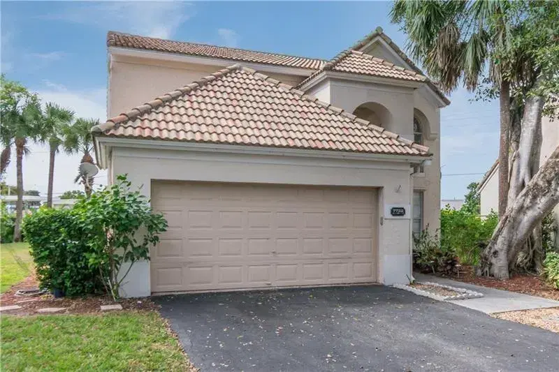 Picture of 7722 Hibiscus Ln, Coral Springs FL 33065