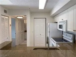 Picture of 1170 Wildwood Lakes Blvd 207, Naples, FL 34104