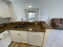Picture of 1170 Wildwood Lakes Blvd 207, Naples, FL 34104
