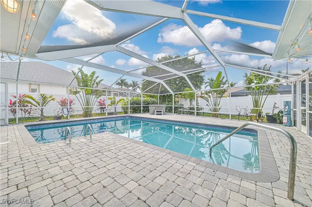Picture of 3612 SE 21St Pl, Cape Coral, FL 33904