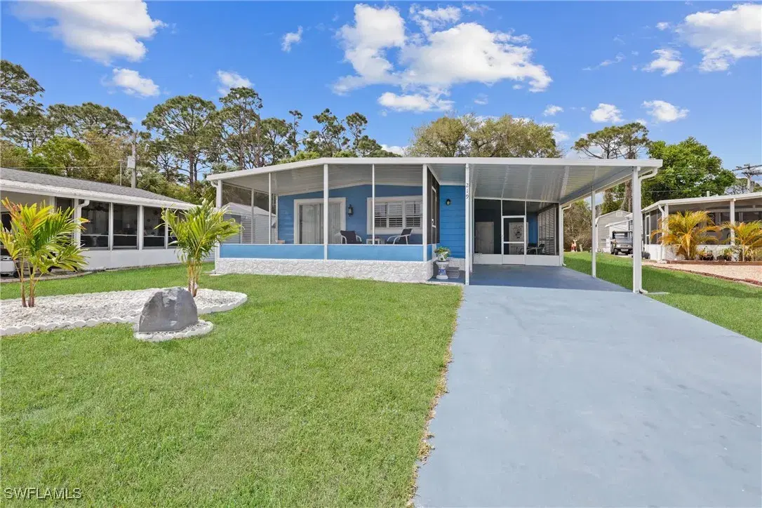 Picture of 219 Shrub Ln N, North Fort Myers, FL 33917