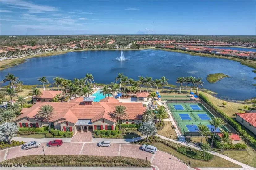 Picture of 1602 Marton Ct, Naples FL 34113