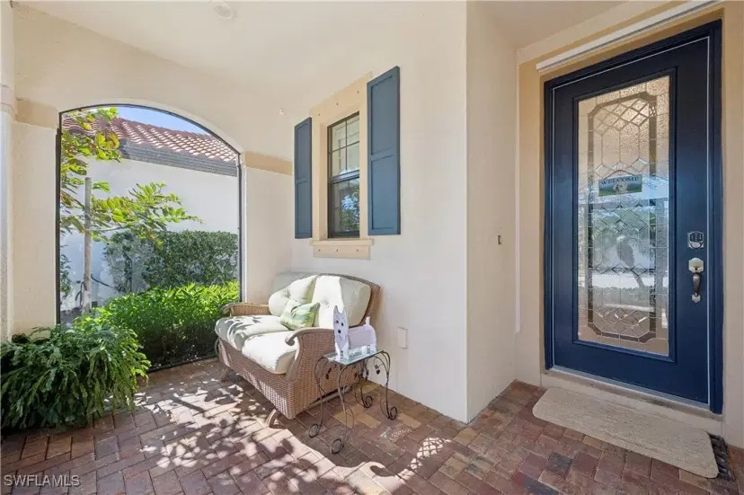 Picture of 1602 Marton Ct, Naples FL 34113