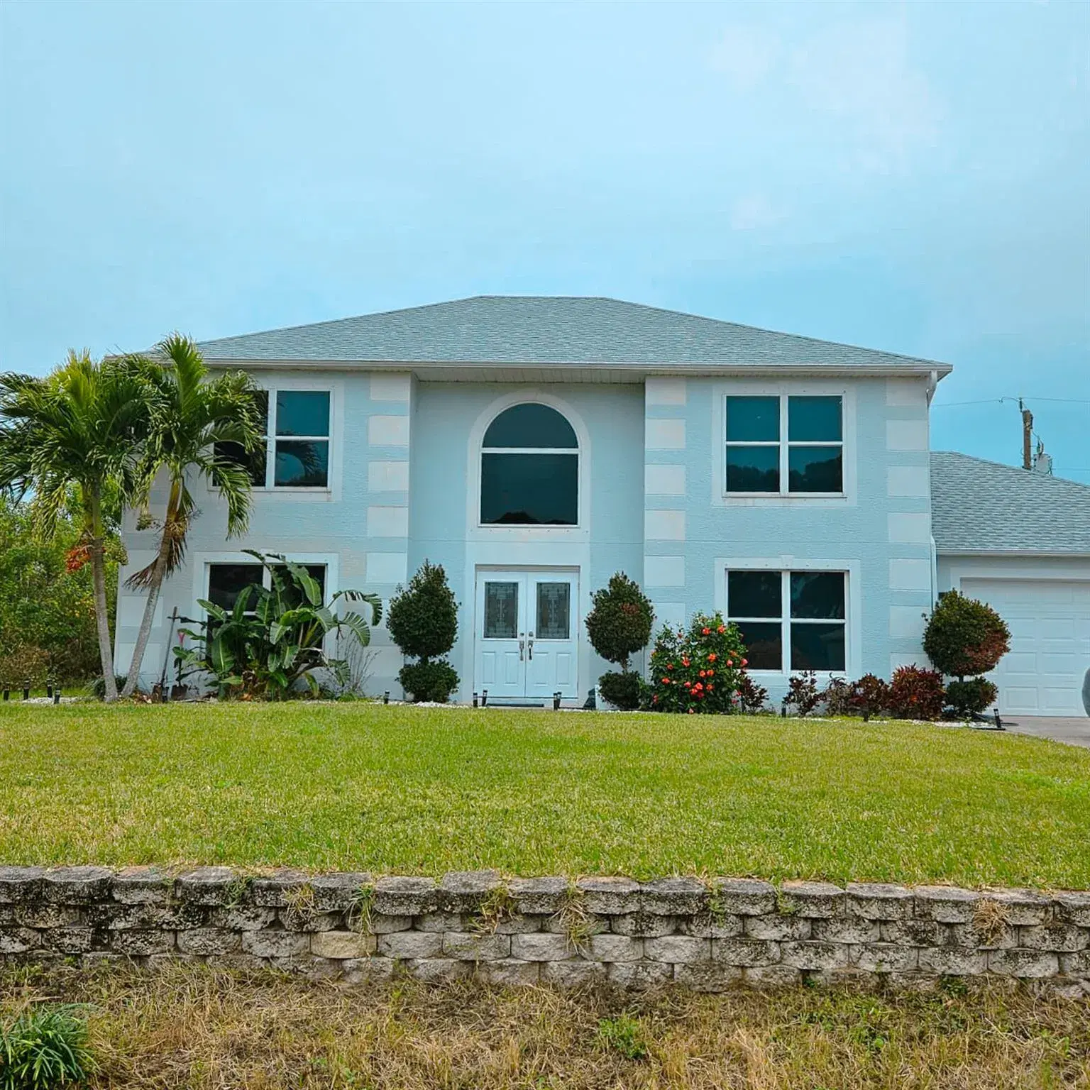 Picture of 924 SW Harvard Rd, Port St Lucie, FL 34953