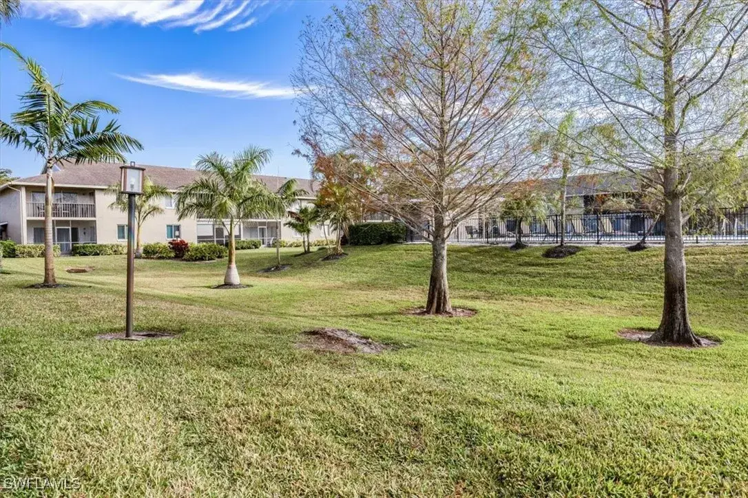 Picture of 5693 Rattlesnake Hammock Rd Rd A-107, Naples, FL 34113