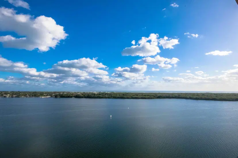Picture of 100 Lakeshore Drive 1152, North Palm Beach FL 33408