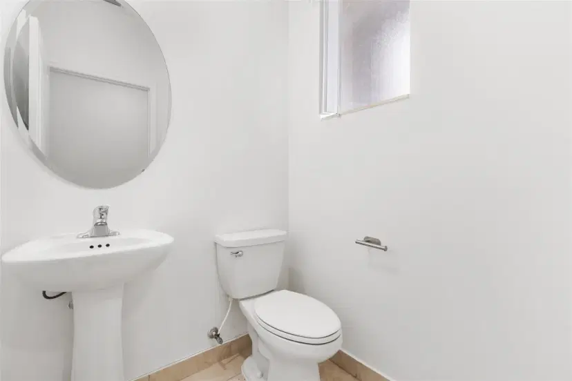Picture of 20554 NE 2Nd Ct 20554, Miami FL 33179