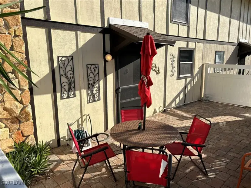 Picture of 4289 Island Cir 4, Fort Myers FL 33919