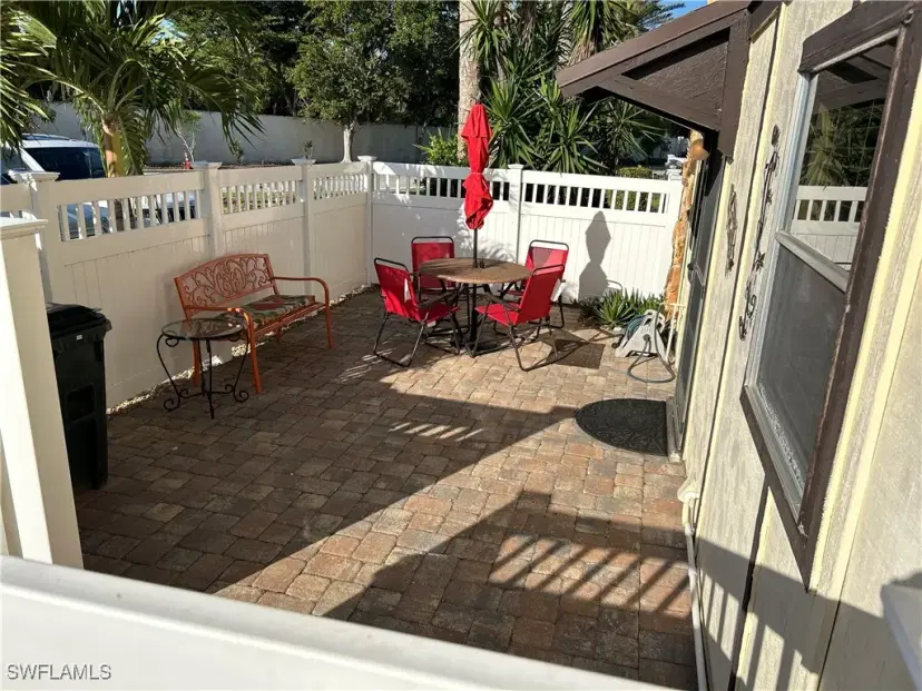 Picture of 4289 Island Cir 4, Fort Myers FL 33919