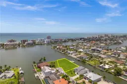 Picture of 371 Bayside Ave, Naples, FL 34108