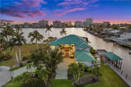 Picture of 371 Bayside Ave, Naples, FL 34108
