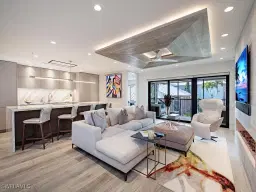 Picture of 295 5Th Ave S, Naples, FL 34102