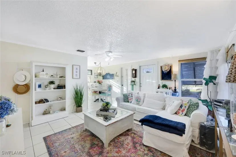 Picture of 1366 Trail Terrace Dr, Naples FL 34103