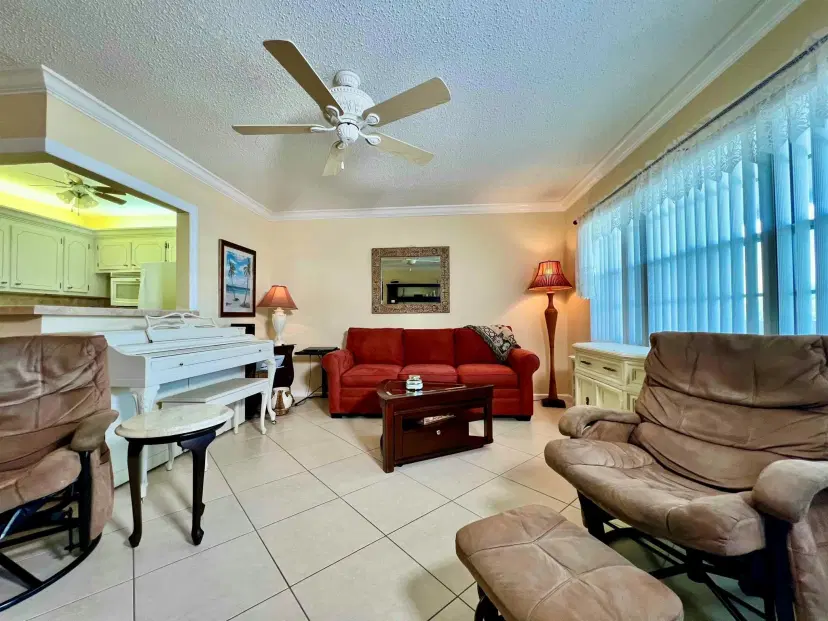 Picture of 101 Oakridge H, Deerfield Beach FL 33442