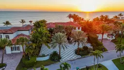 Picture of 14 Ocean Drive, Jupiter Inlet Colony, FL 33469