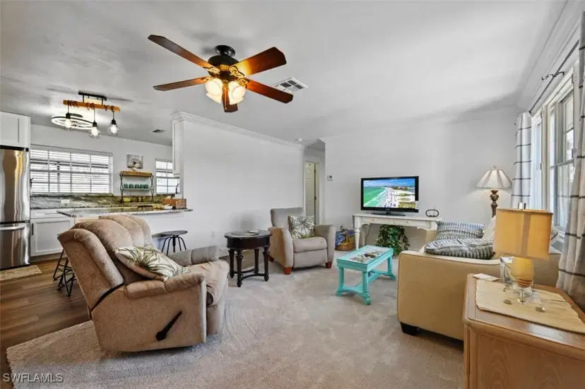 Picture of 720 West Ave, Bonita Springs FL 34134