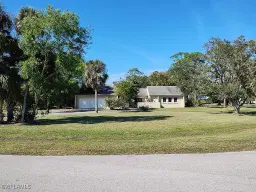 Picture of 7256 Lake Dr, Fort Myers, FL 33908