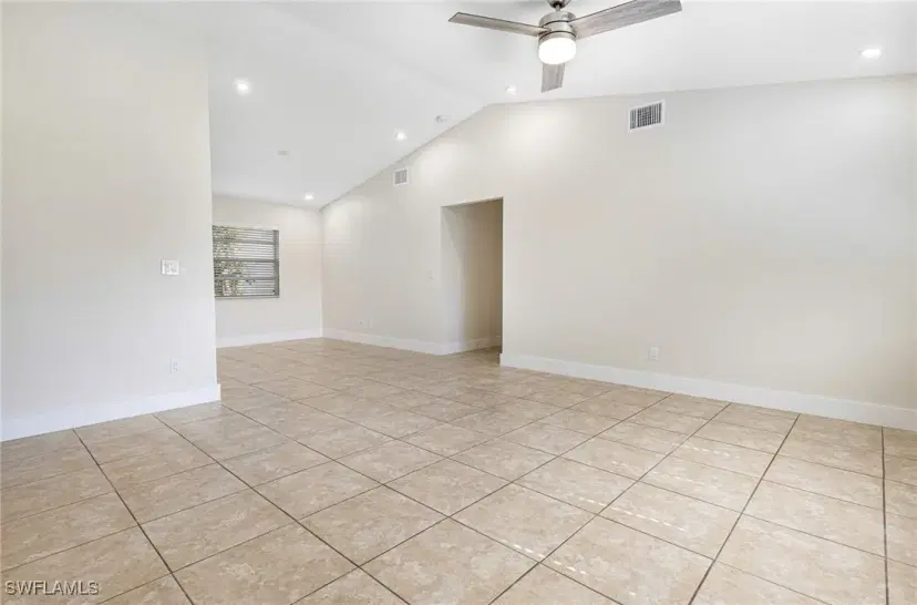 Picture of 1618 Country Club Blvd, Cape Coral, FL 33990