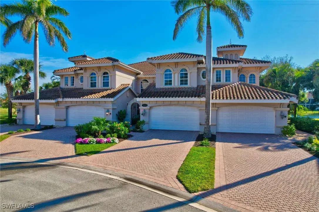 Picture of 3164 Serena Ln 202, Naples, FL 34114