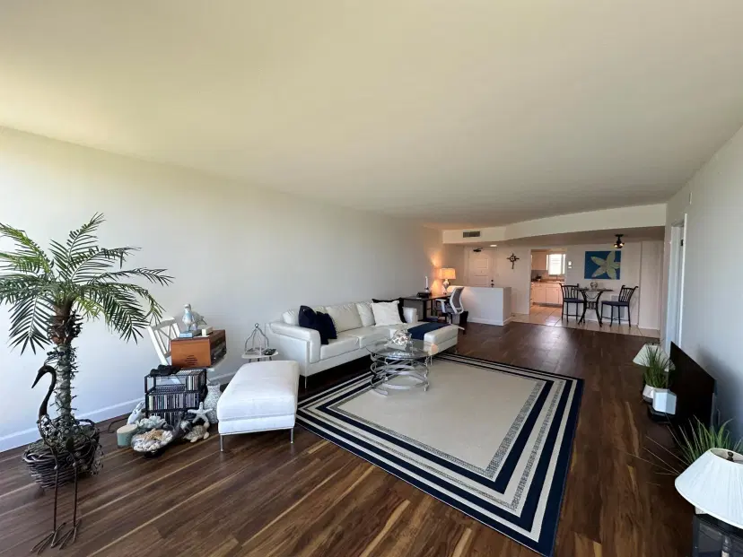 Picture of 301 Lake Shore Drive 102, Lake Park FL 33403