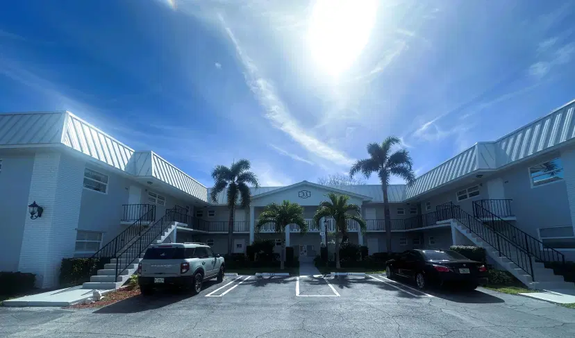 Picture of 33 Colonial Club Drive 204, Boynton Beach FL 33435