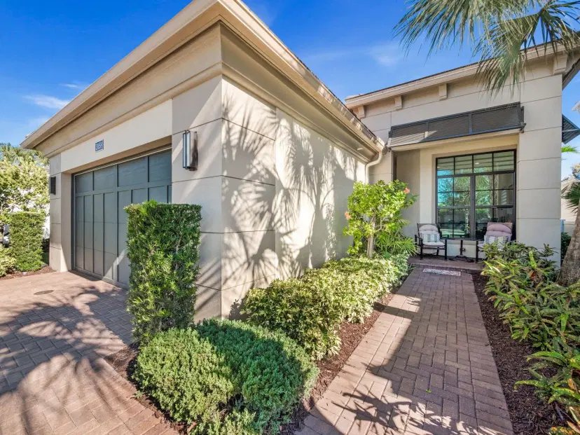 Picture of 13058 Artisan Circle, Palm Beach Gardens FL 33418