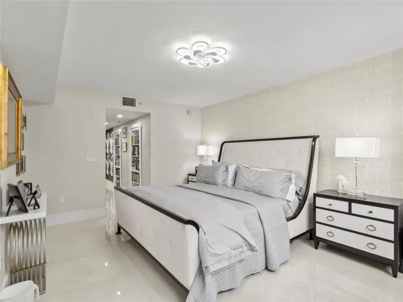 Picture of 2700 N Federal Hwy 407, Boynton Beach FL 33435