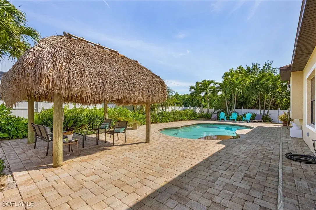 Picture of 2701 Chiquita Blvd S, Cape Coral, FL 33914